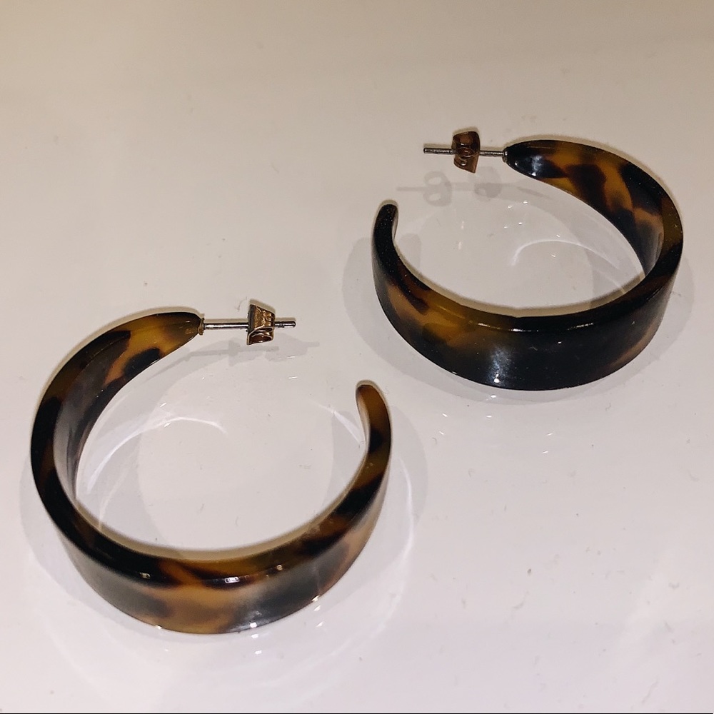 Tortoise Shell Hoop Earrings